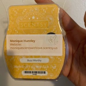 Scentsy Buzz Worthy Wax Bar